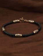 Браслет из золота c кожаным шнурком