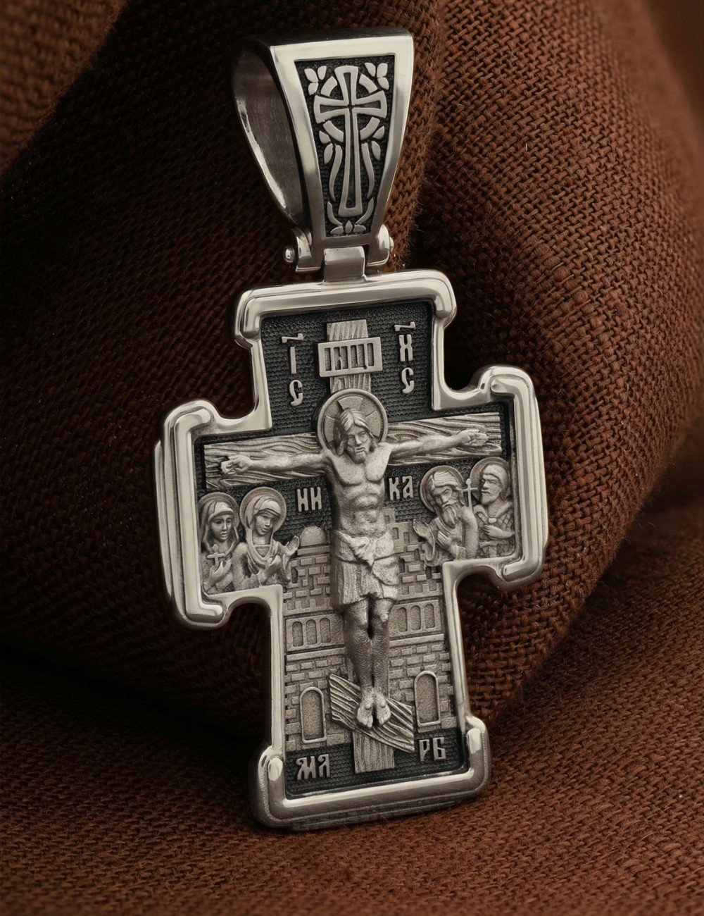 Крест из белого золота