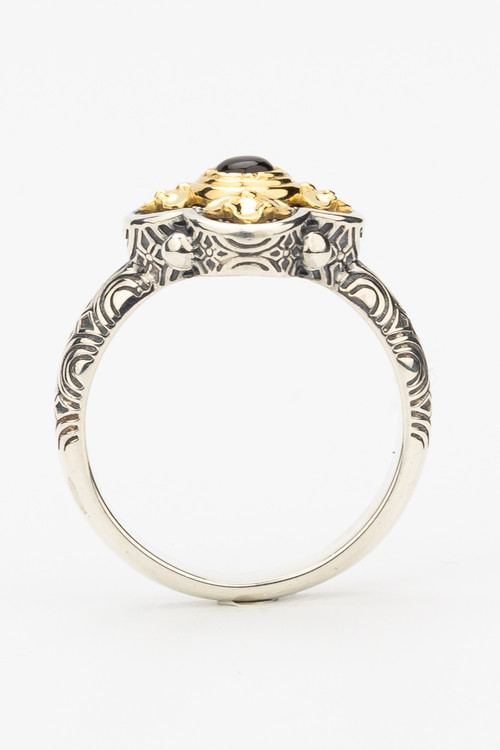 Кольцо из серебра 925 пробы и золота 750 пробы c сапфиром и рубином