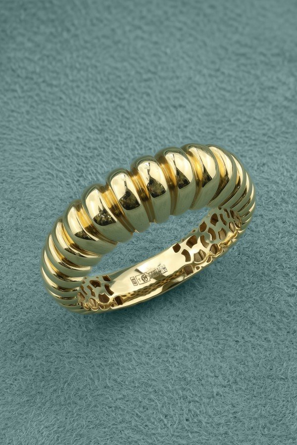 Кольцо из лимонного золота