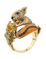 Кольцо из лимонного золота c эмалью, гранатом и янтарём