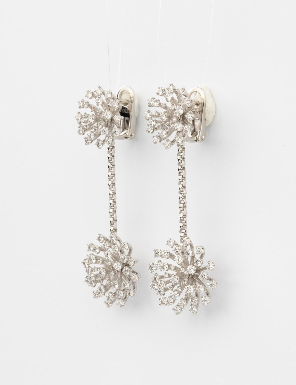 Серьги из белого золота c бриллиантами