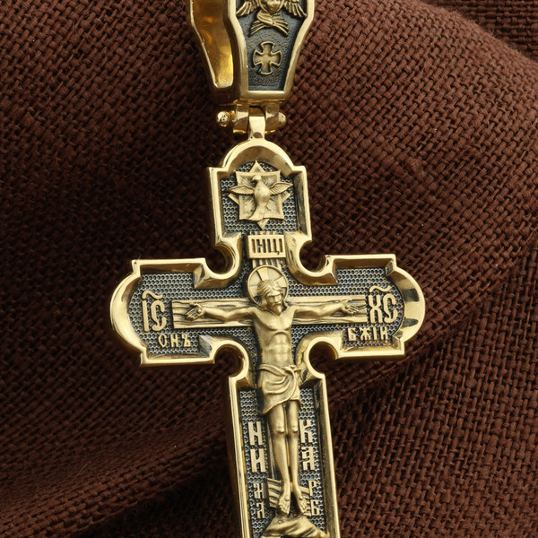 Крест из лимонного золота 585 пробы