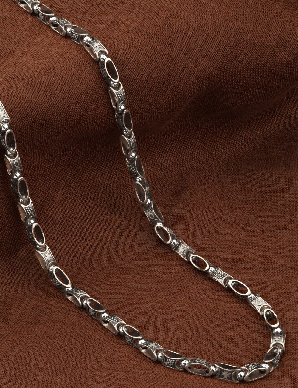 Цепь из белого золота