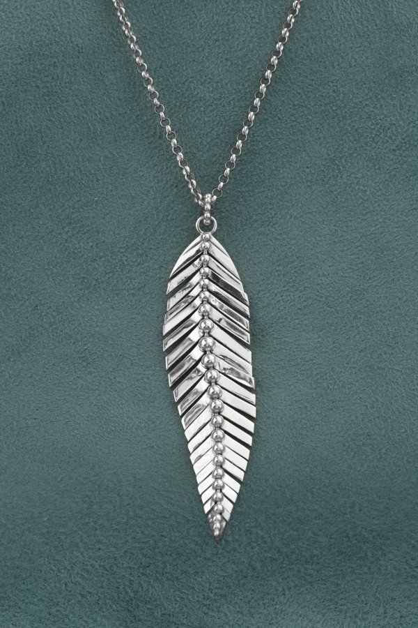 Колье из белого золота