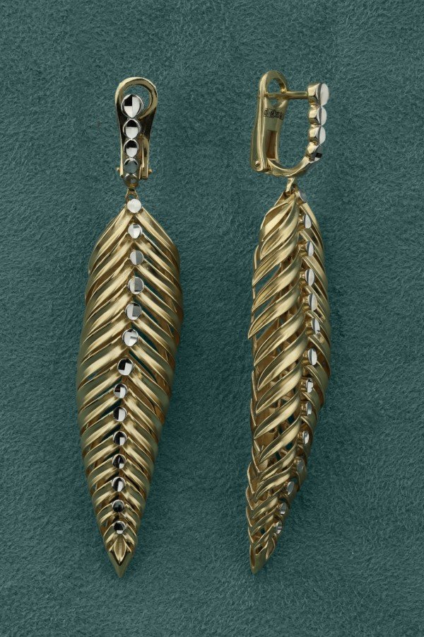 Серьги из лимонного золота