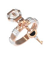 Кольцо из золота c ониксом и перламутром