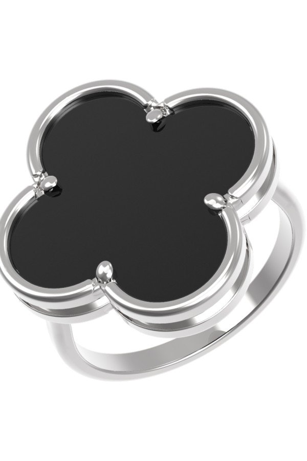 Кольцо из белого золота c ониксом