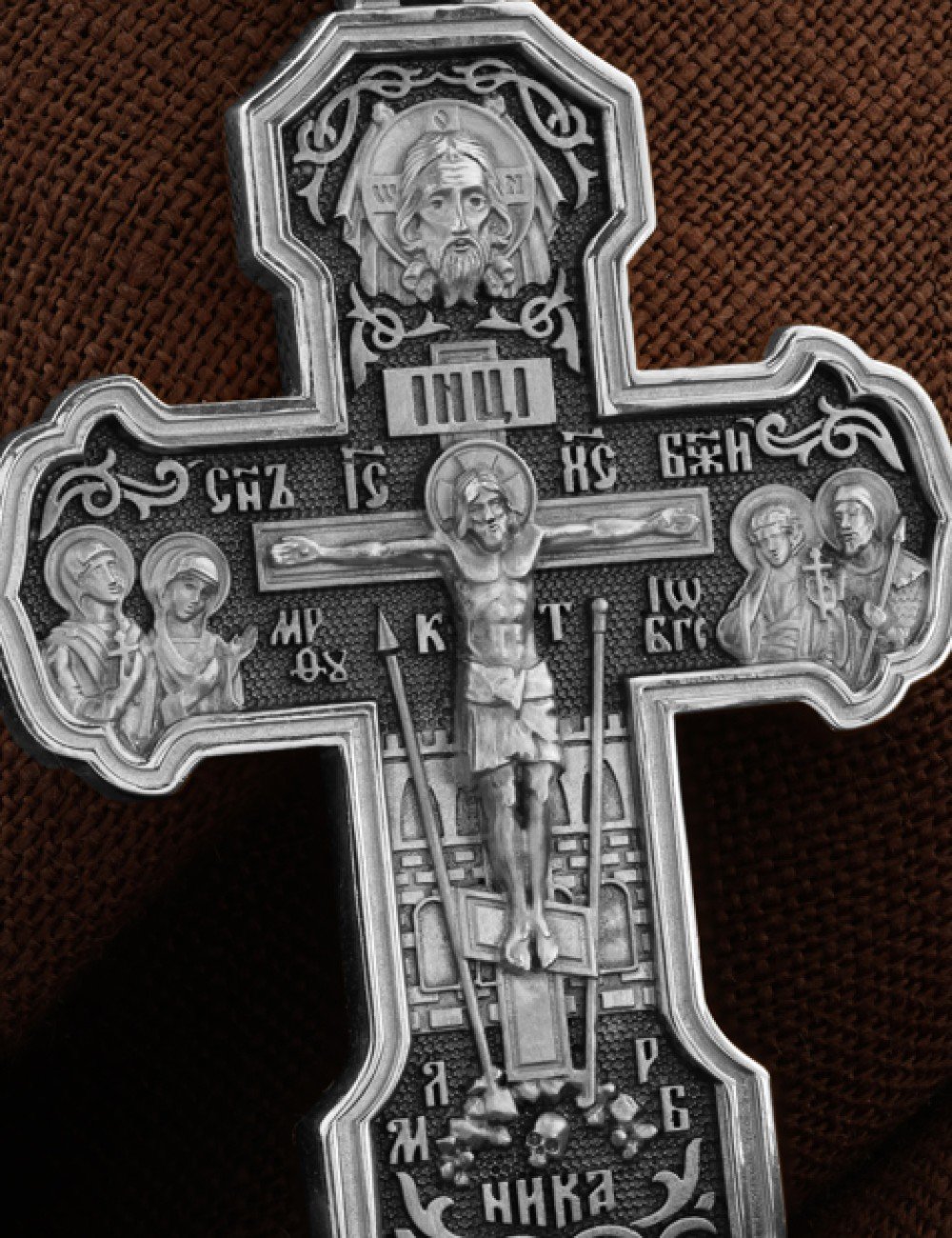 Крест из белого золота