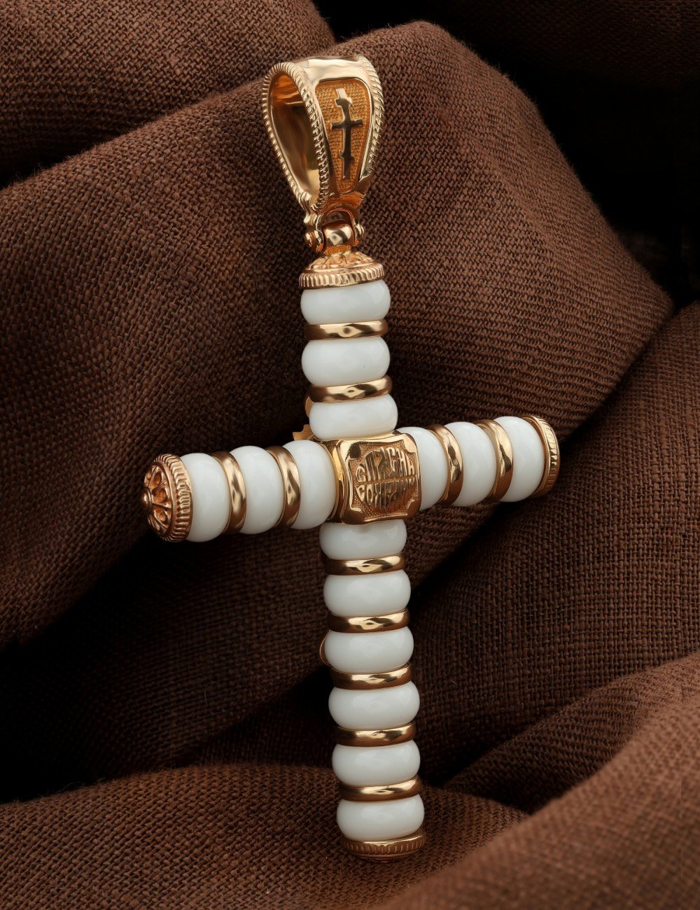 Крест из золота c агатом