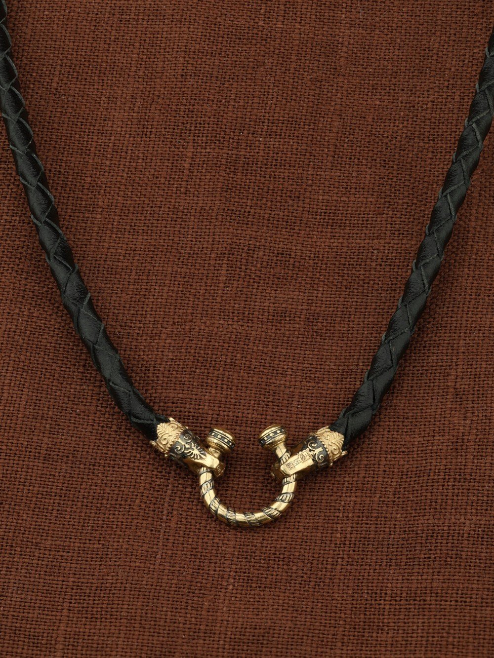 Гайтан из лимонного золота c кожаным шнурком