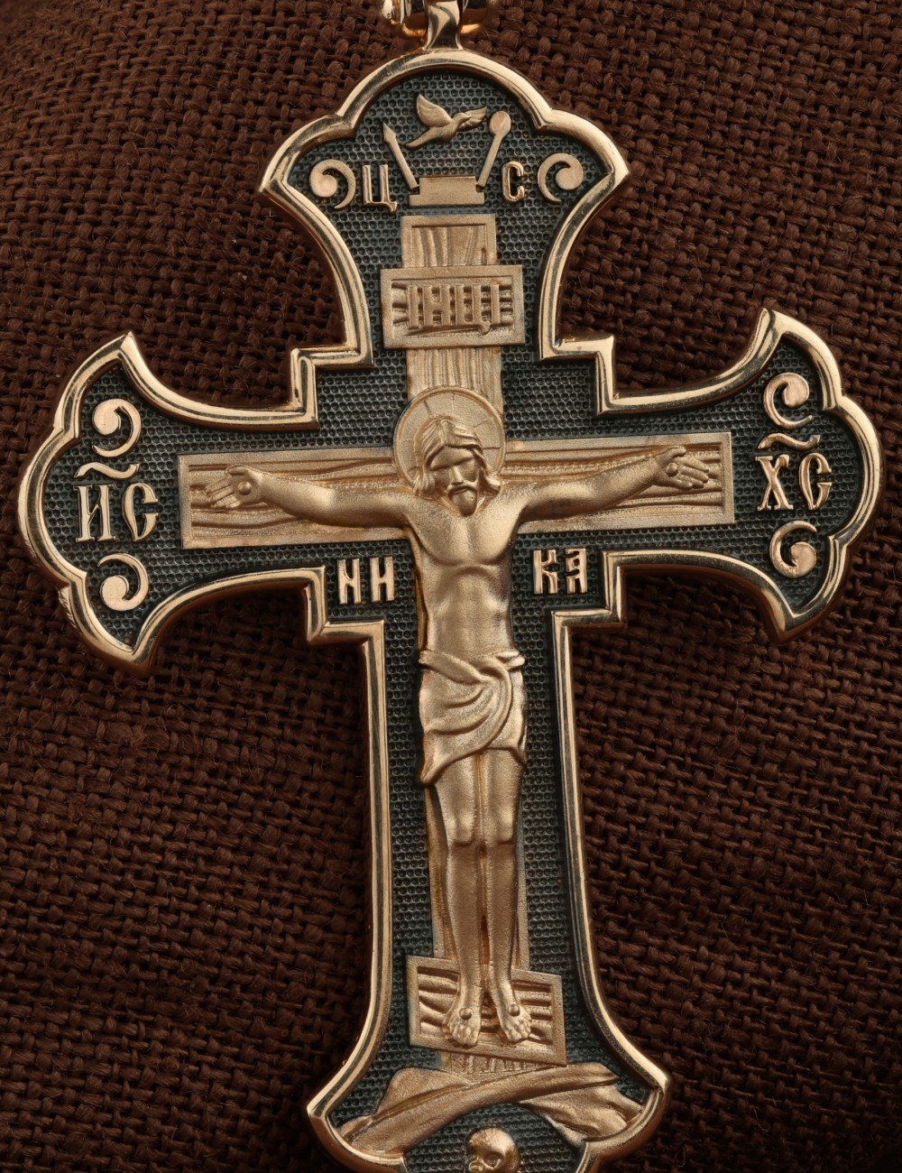 Крест из золота