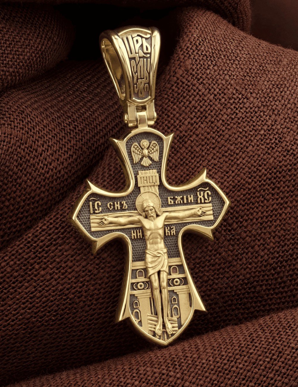 Крест из лимонного золота