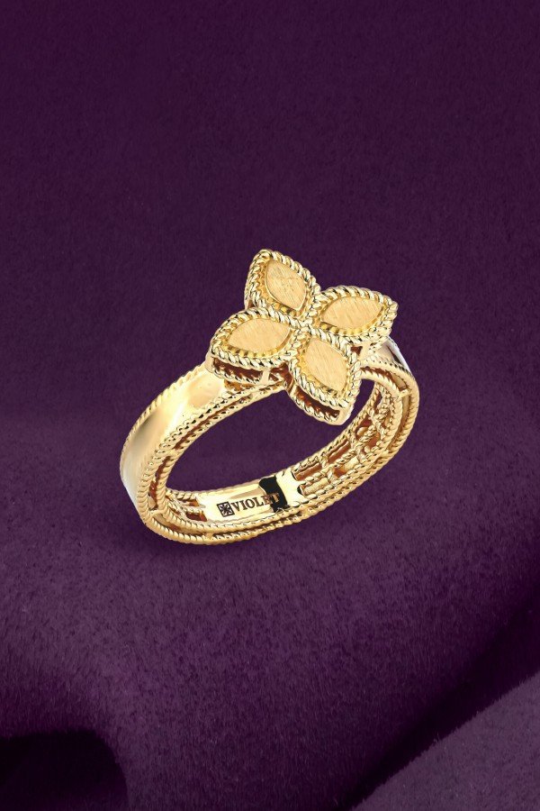 Кольцо из золота