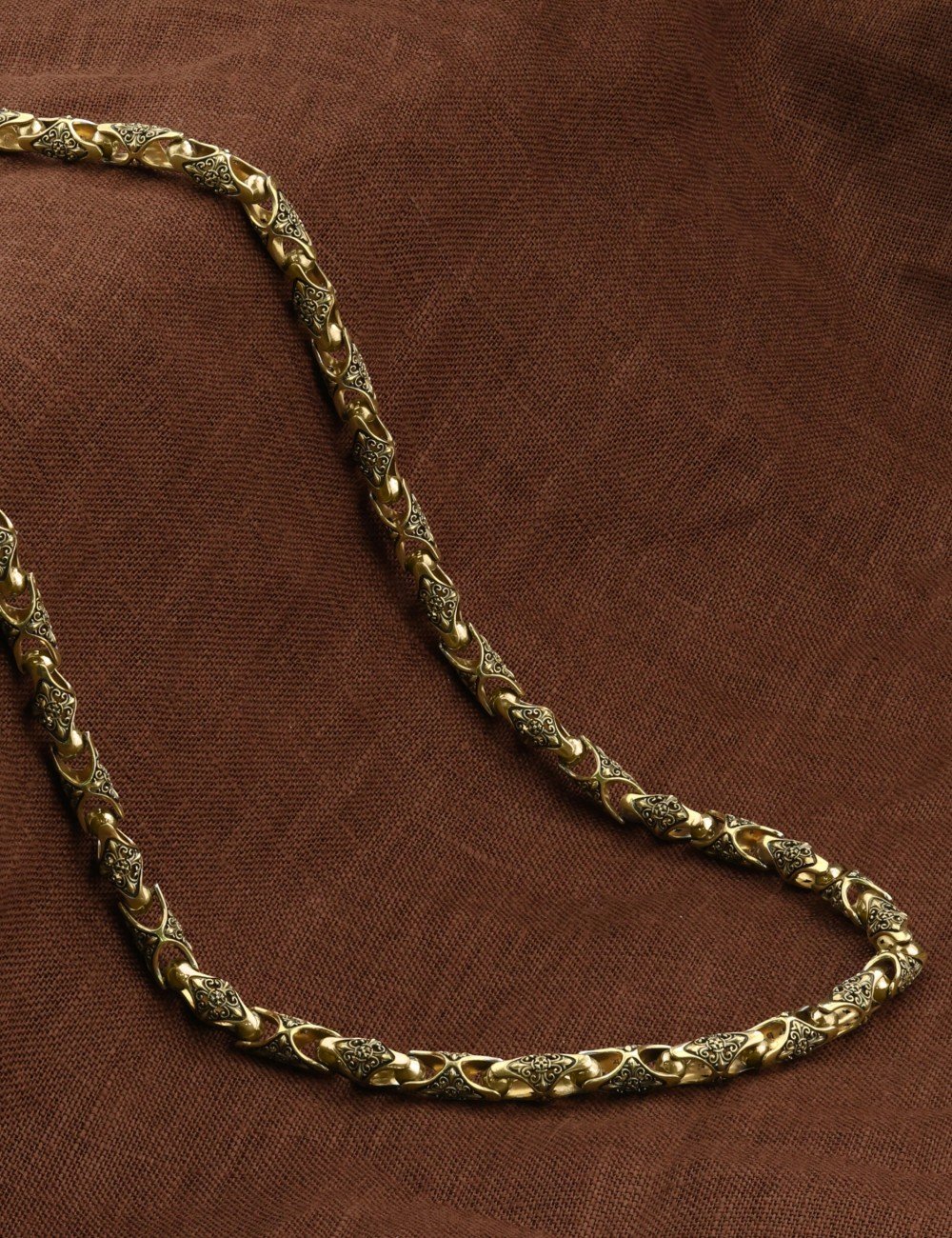 Цепь из лимонного золота