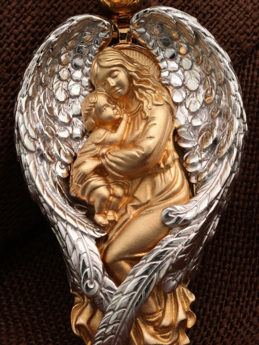 Нательная икона из красного золота 585 пробы