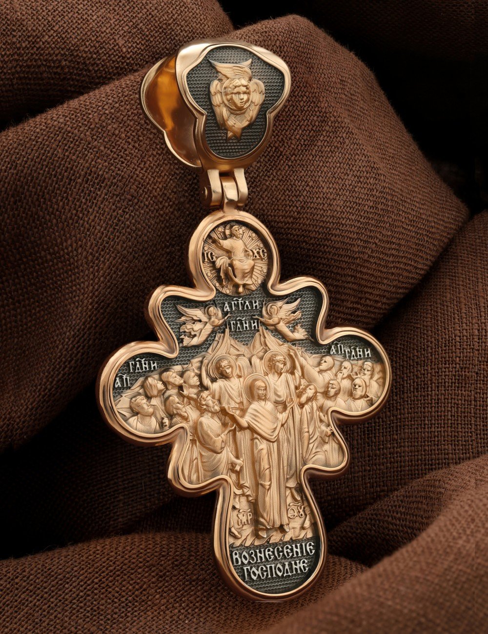Крест из золота