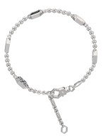 Браслет из белого золота c ониксом и перламутром