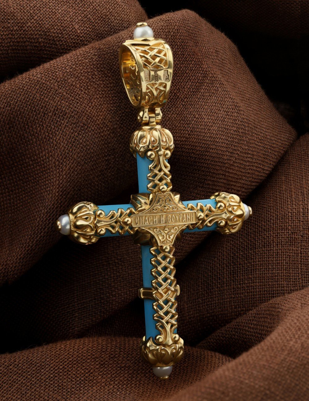 Крест из лимонного золота c жемчугом и бирюзой