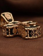 Крест из золота c эбеновым деревом