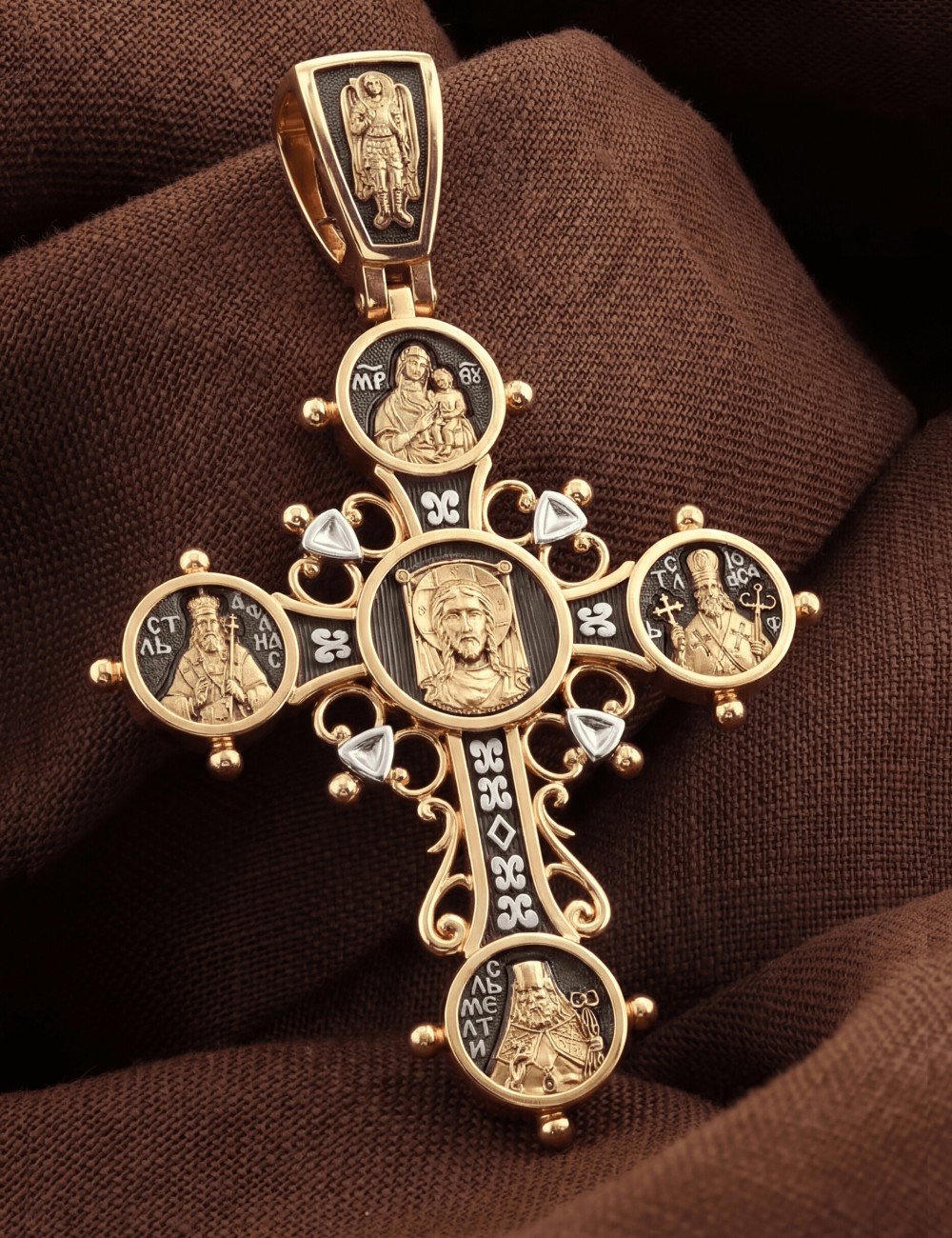 Крест из золота