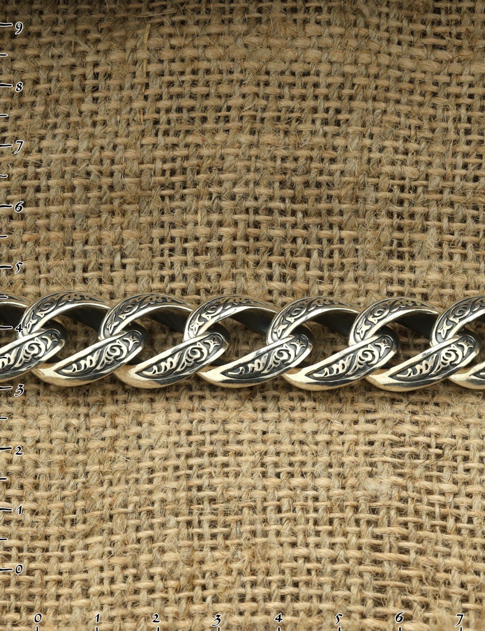 Браслет из серебра c рубином