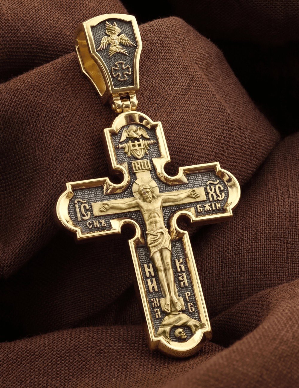 Крест из лимонного золота