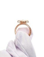 Кольцо из золота c бриллиантами и перламутром