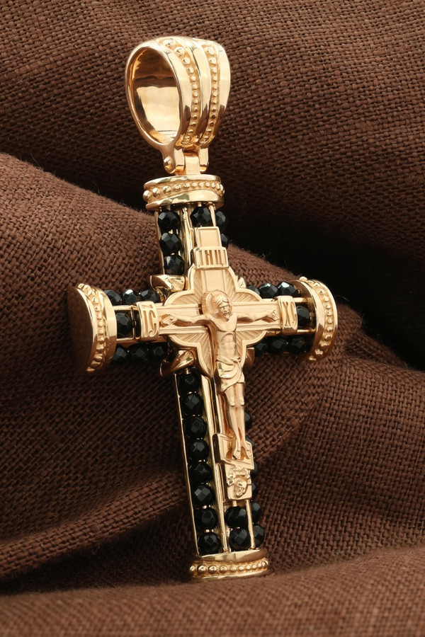 Крест из красного золота 585 пробы c ониксом
