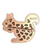 Брошь из золота c бриллиантами и тигровым глазом