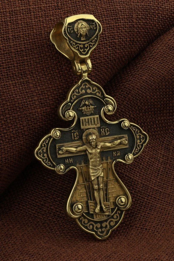 Крест из лимонного золота