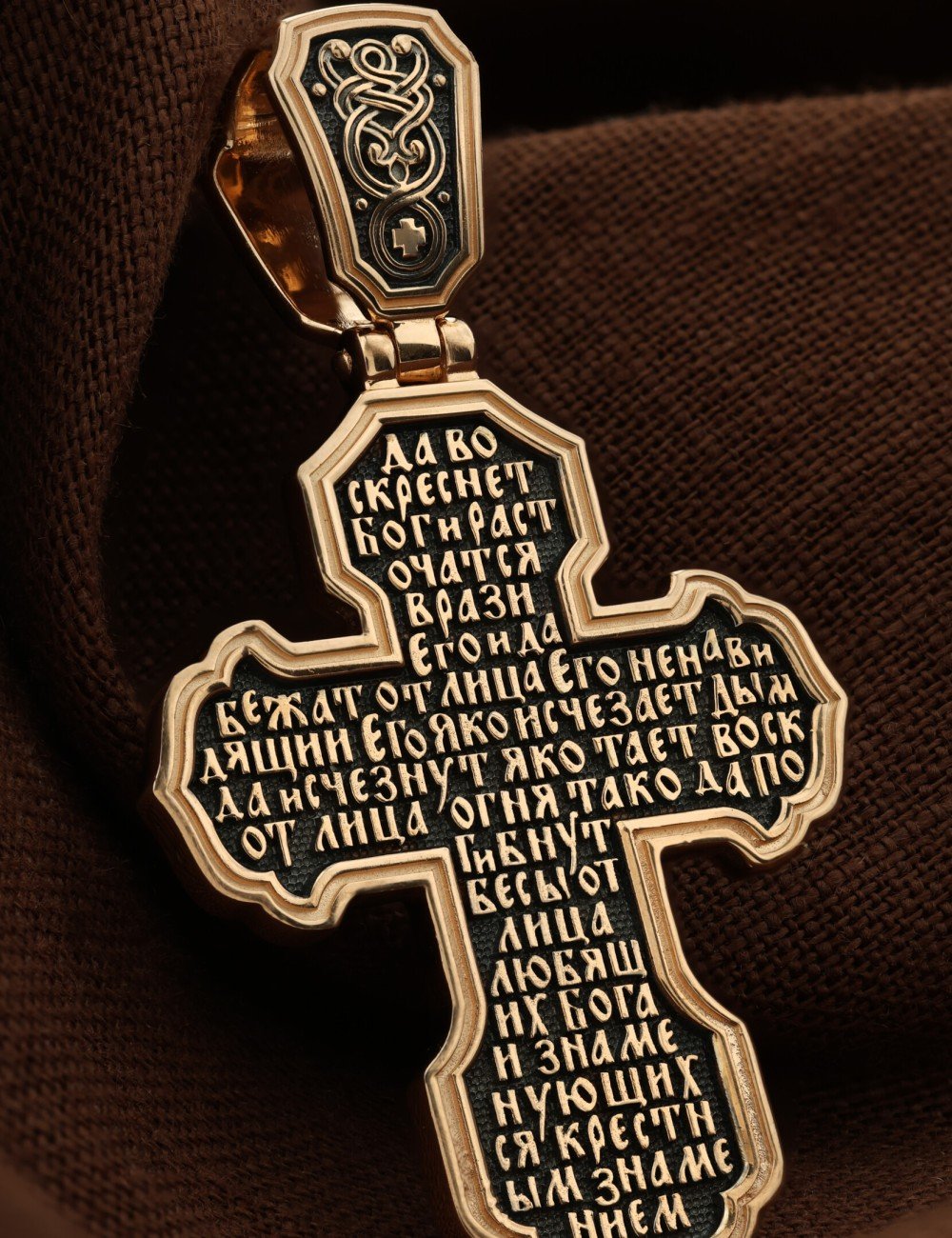 Крест из золота