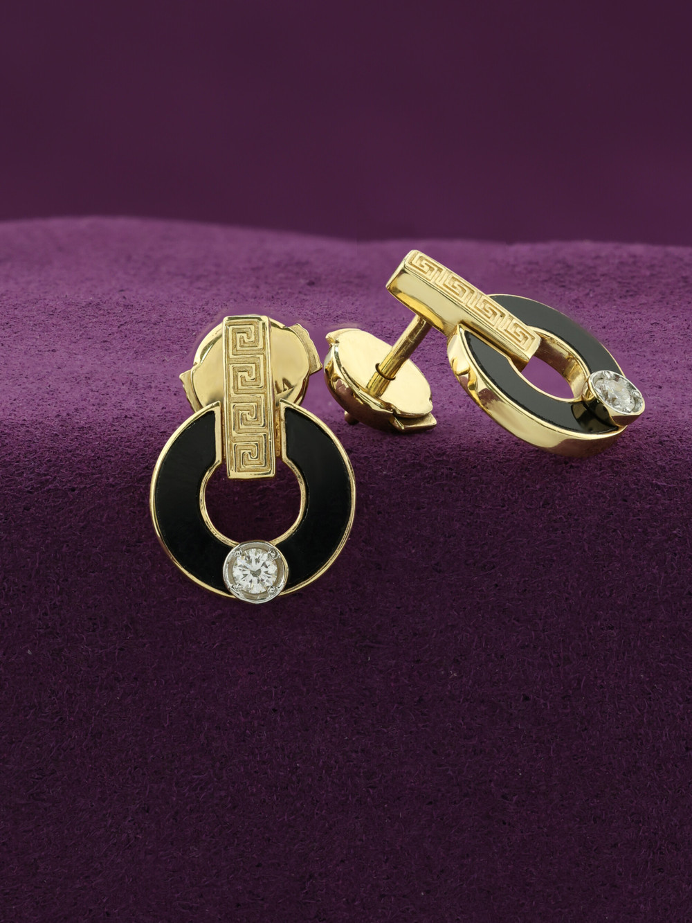 Серьги из лимонного золота 585 пробы c бриллиантами и ониксом