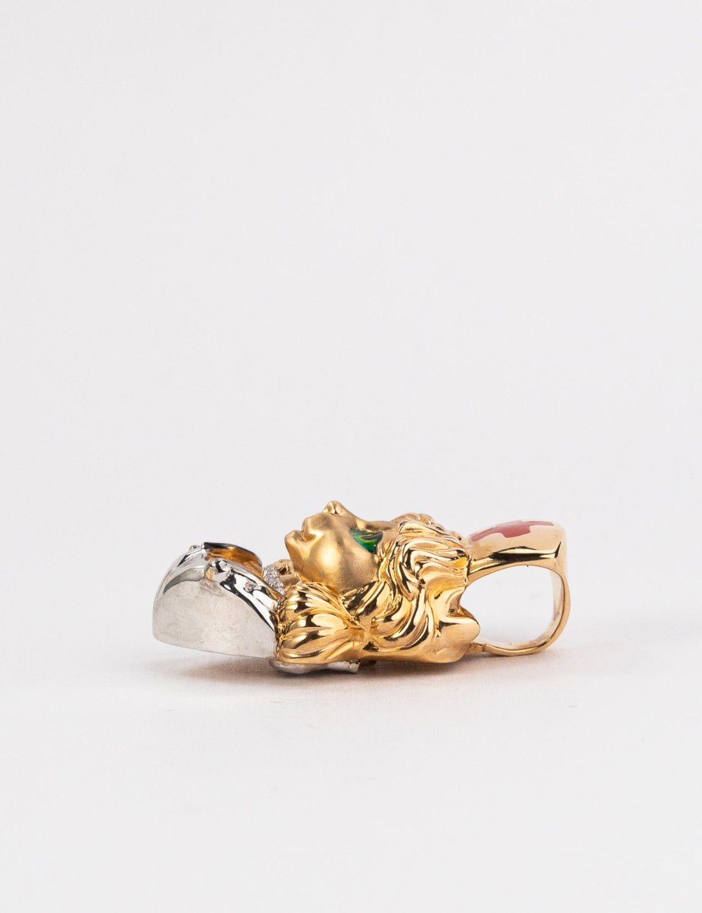 Подвеска из золота c эмалью, бриллиантами и рубином