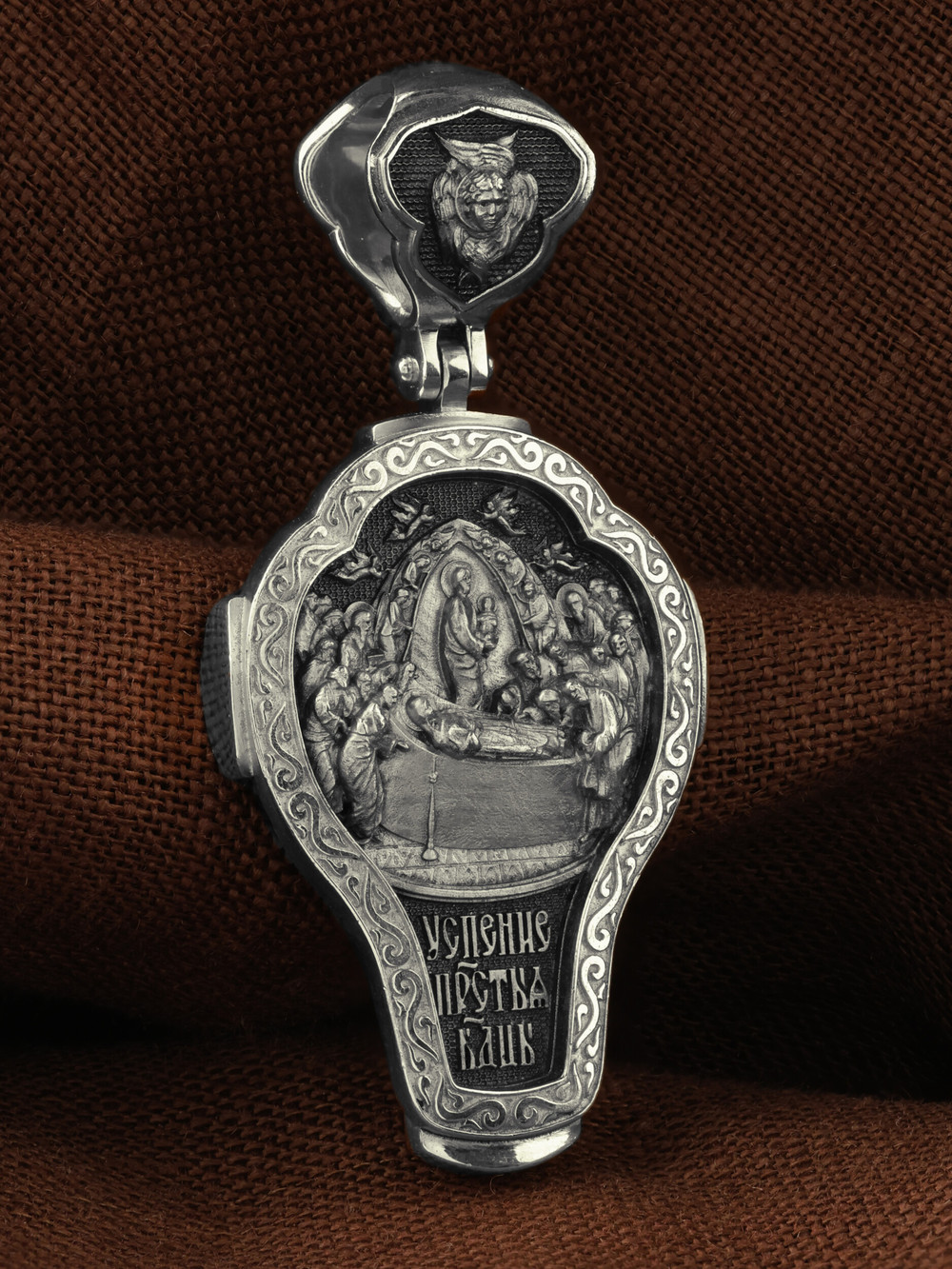 Крест из белого золота 585 пробы