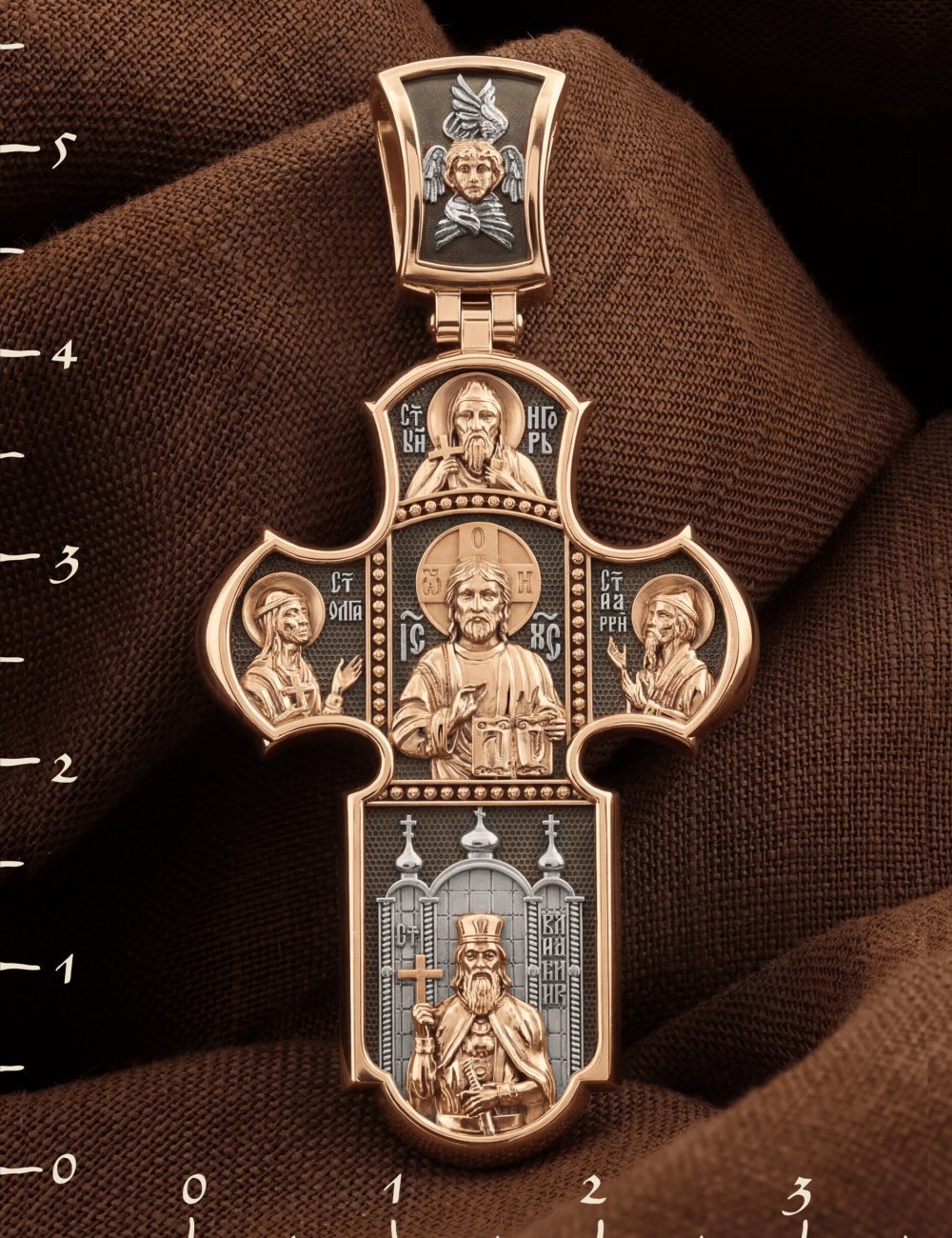 Крест из золота