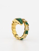 Кольцо из лимонного золота c бриллиантами и малахитом