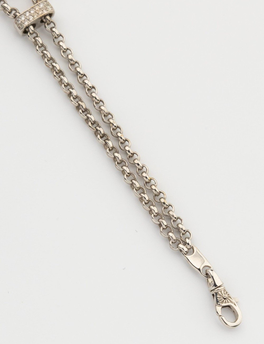 Браслет из белого золота c бриллиантами, ониксом и перламутром