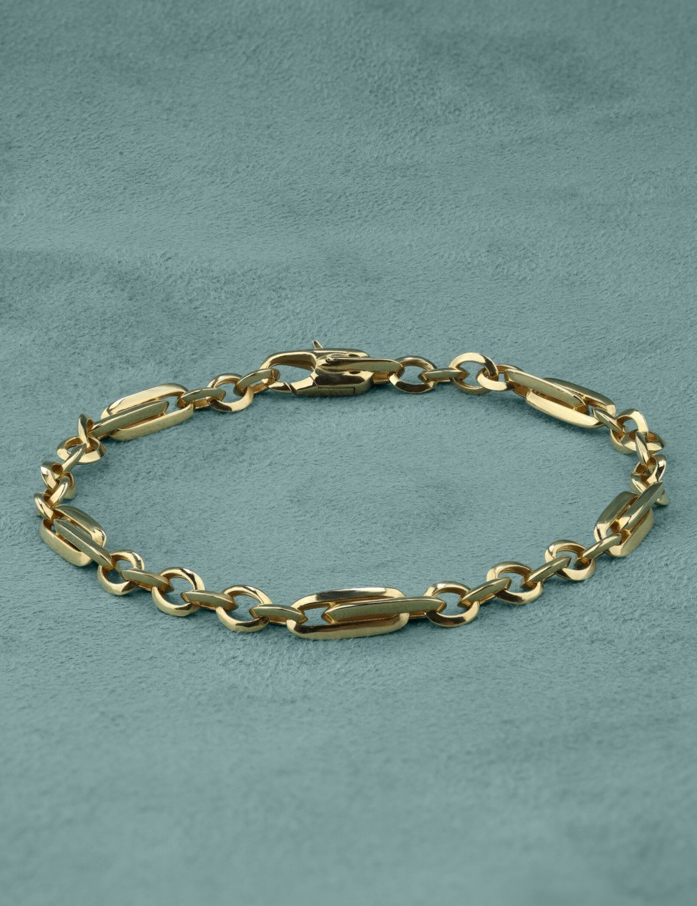 Браслет из лимонного золота