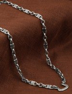 Цепь из белого золота c эмалью