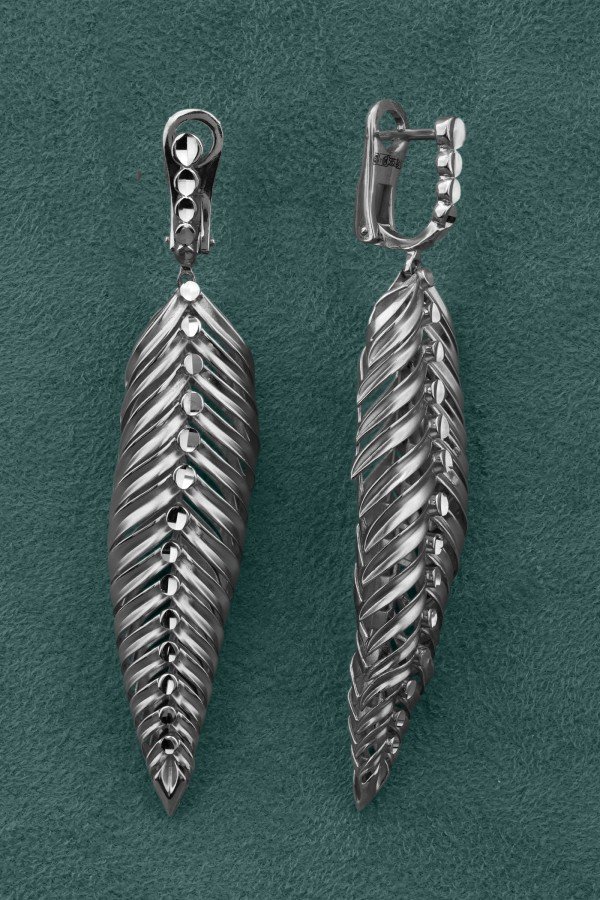 Серьги из белого золота