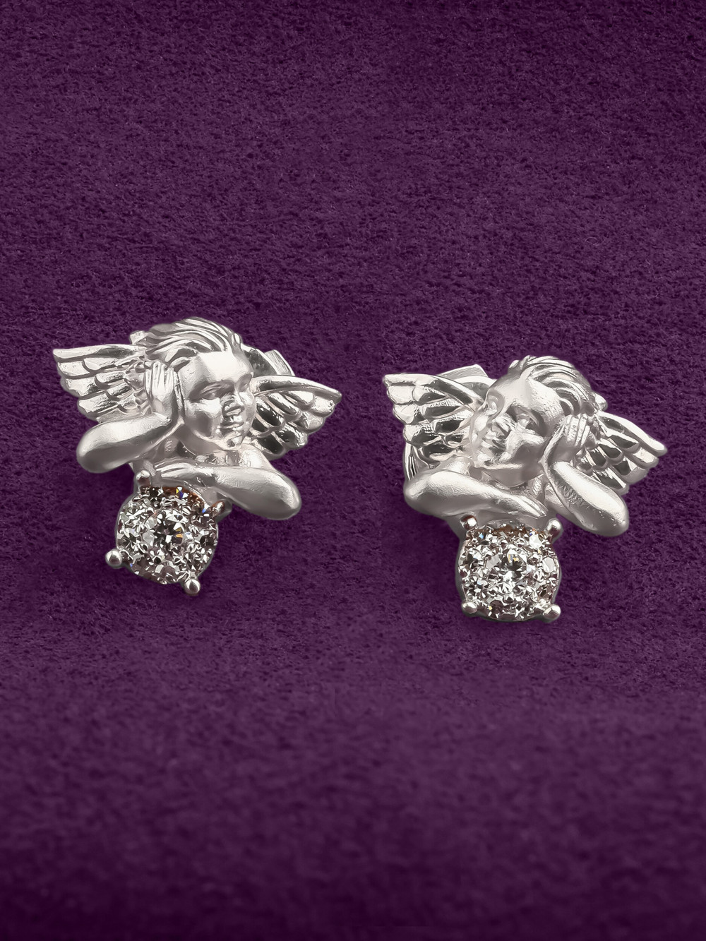 Серьги из белого золота 585 пробы c бриллиантами