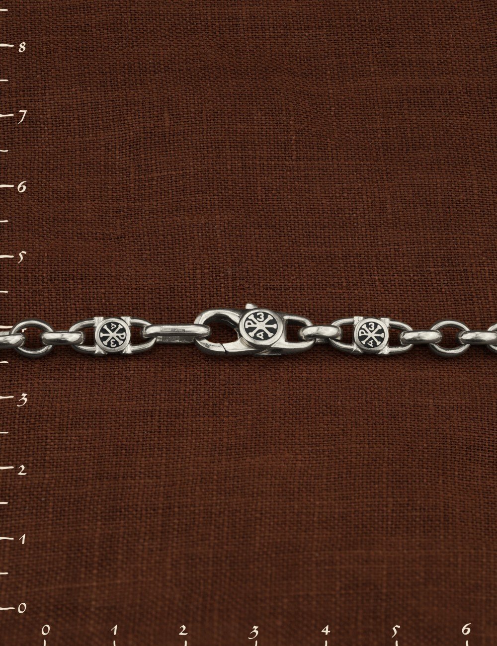 Цепь из белого золота c эмалью