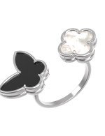 Кольцо из белого золота c ониксом и перламутром