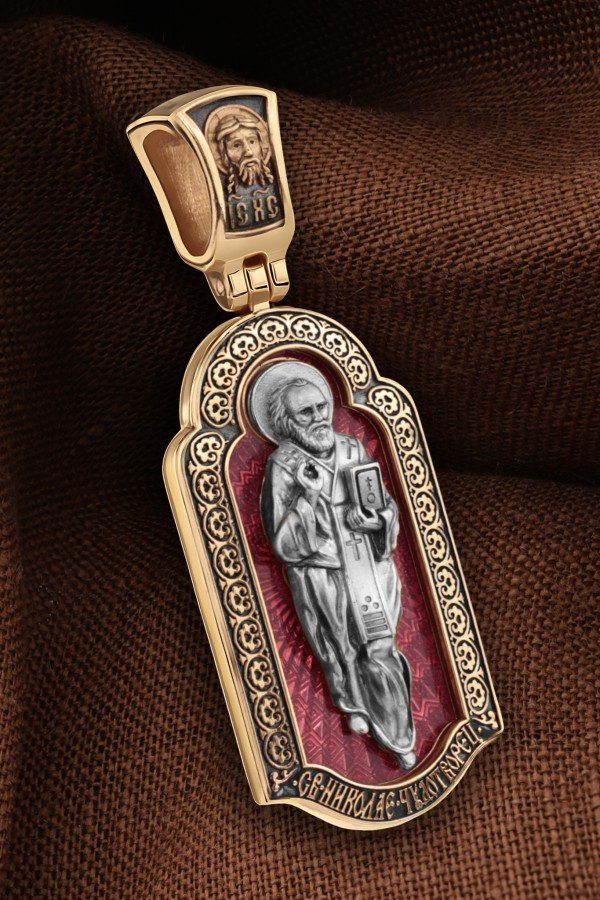 Образок из золота c эмалью