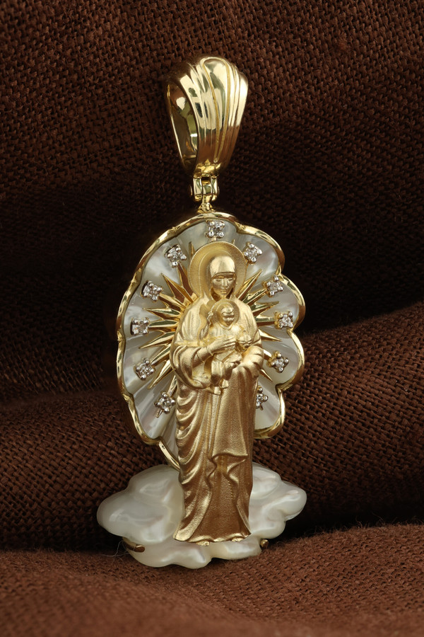 Образок из лимонного золота 585 пробы c бриллиантами и перламутром