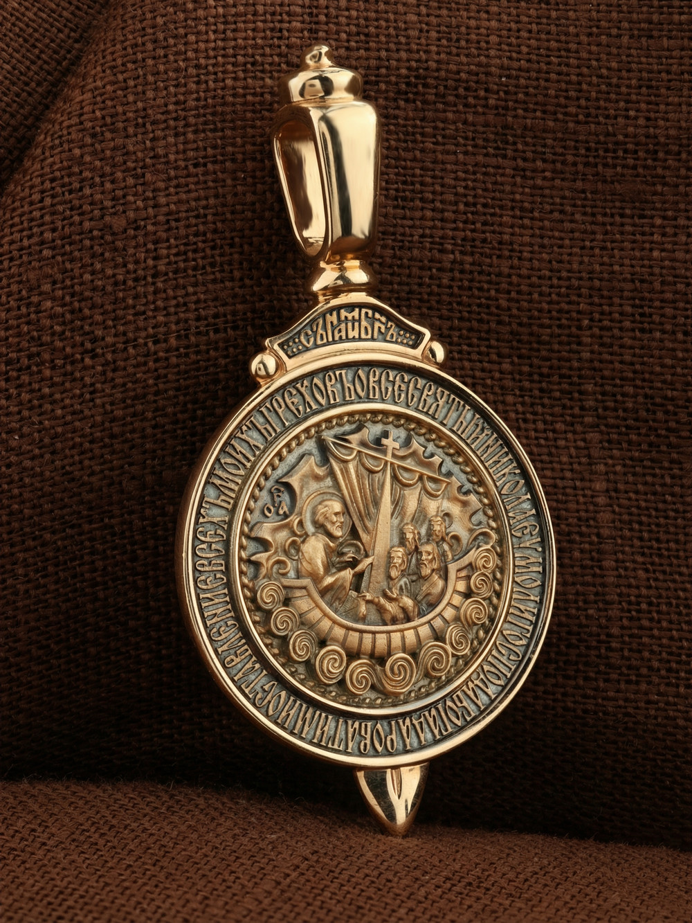 Нательная икона из красного золота 585 пробы