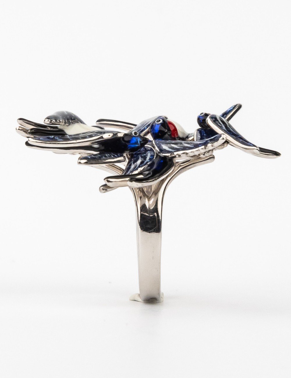 Кольцо из белого золота c эмалью