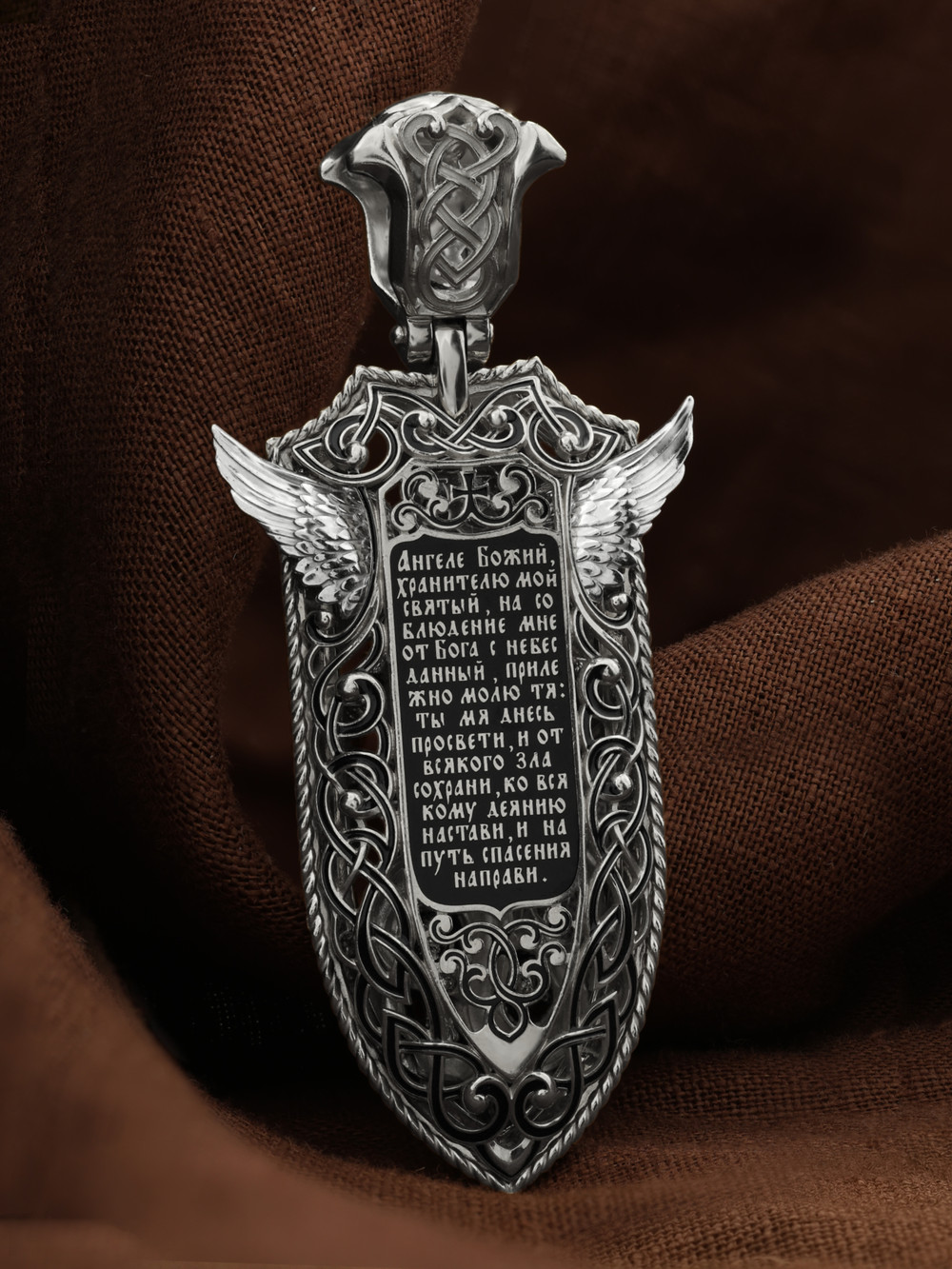 Нательная икона из белого золота 585 пробы c эмалью и бивнем мамонта