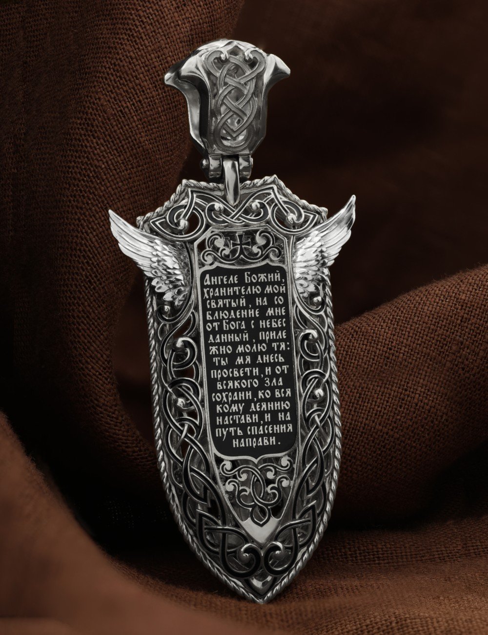 Образок из белого золота c эмалью и бивнем мамонта